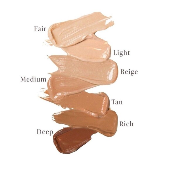 MALLY GIRL ~ MALLY XO STRESS LESS PERFORMANCE FOUNDATION ~ FAIR ~ 1 OZ - Picture 3 of 6